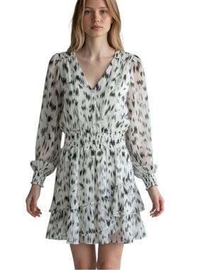 Vince Camuto Sz XS Black and White Long-Sleeve Printed Ruffle Dress EUC